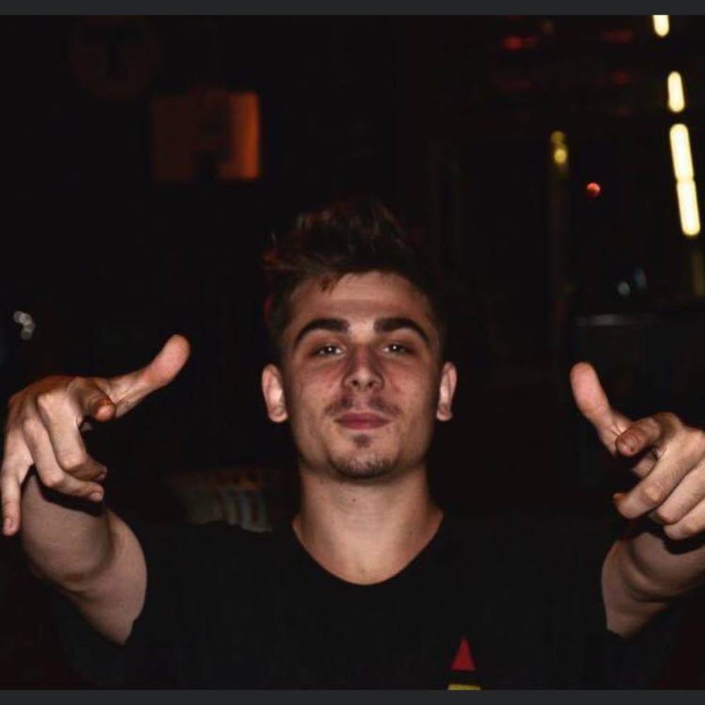 Meet your Posher, Frankie